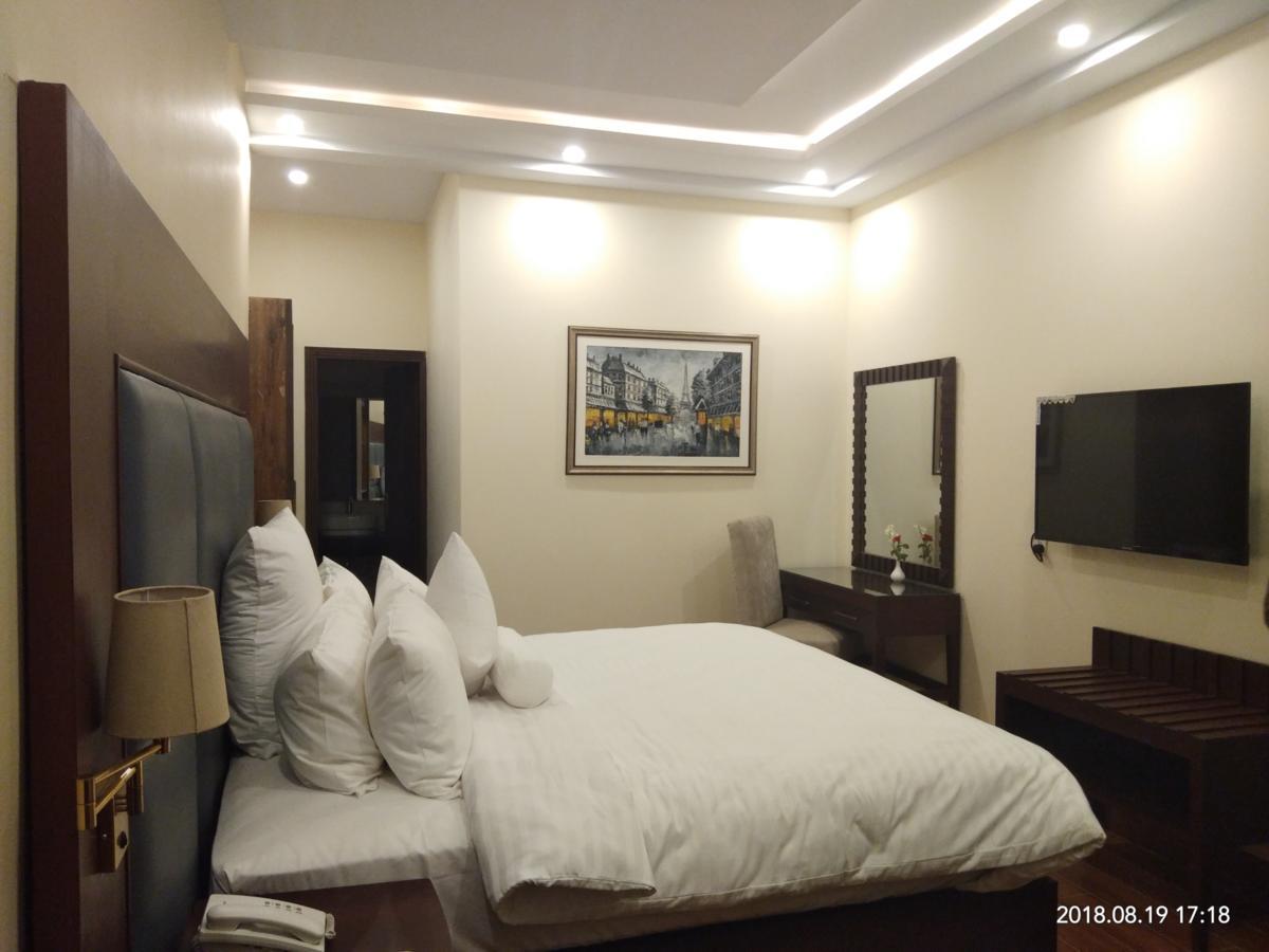 S Chalet Multan Exterior photo